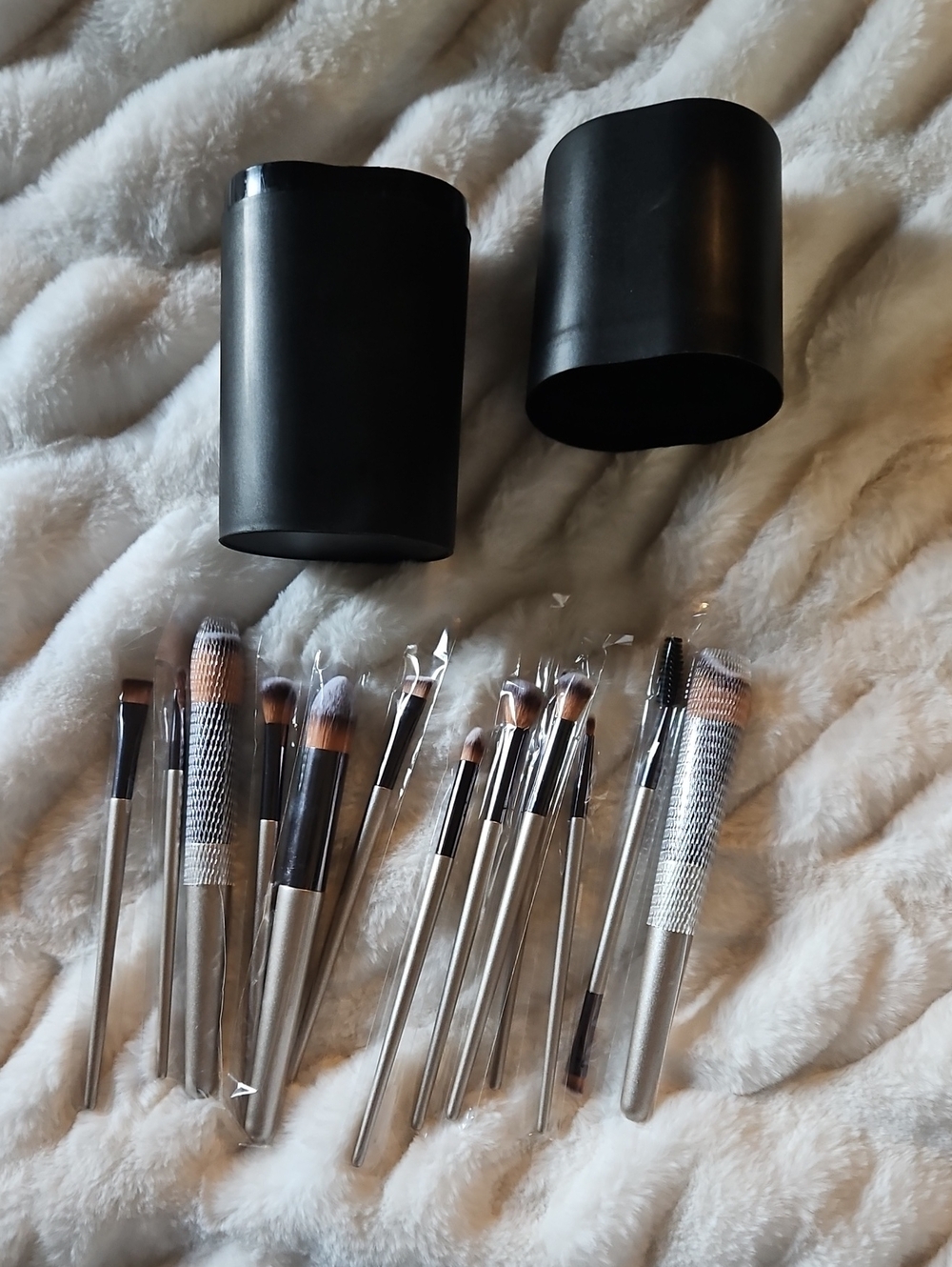 Women Makeup Silver Brush Set with Black Case - Unbranded